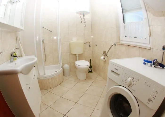 Raos Iva * טרוגיר